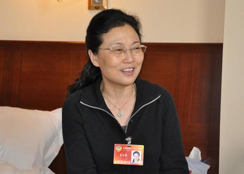 蔡志君：不該把大學生就業(yè)難全歸結(jié)為擴招