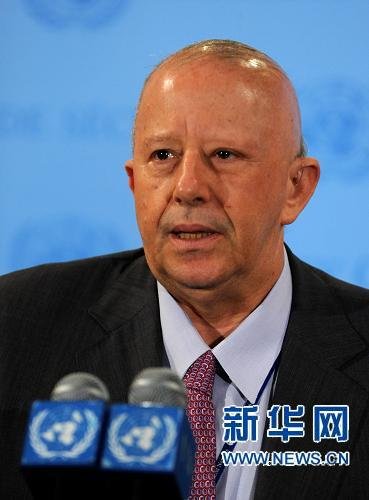 6月4日，聯(lián)合國安理會本月輪值主席、墨西哥常駐聯(lián)合國代表埃萊爾在紐約聯(lián)合國總部的記者會上對媒體發(fā)言。埃萊爾說，安理會將就“天安”號事件進行磋商。新華社記者 申宏 攝
