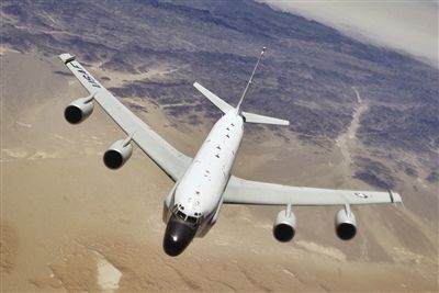 美軍“眼鏡蛇球”偵察機 空中監(jiān)控朝鮮火箭動態(tài)，兩架每天花費至少9萬美元。