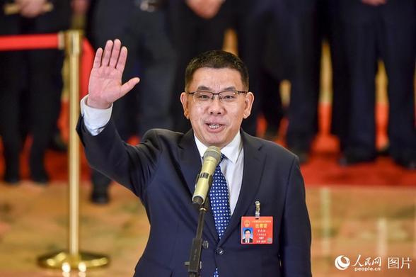 全國人大代表、廣西柳工集團(tuán)有限公司董事長曾光安。