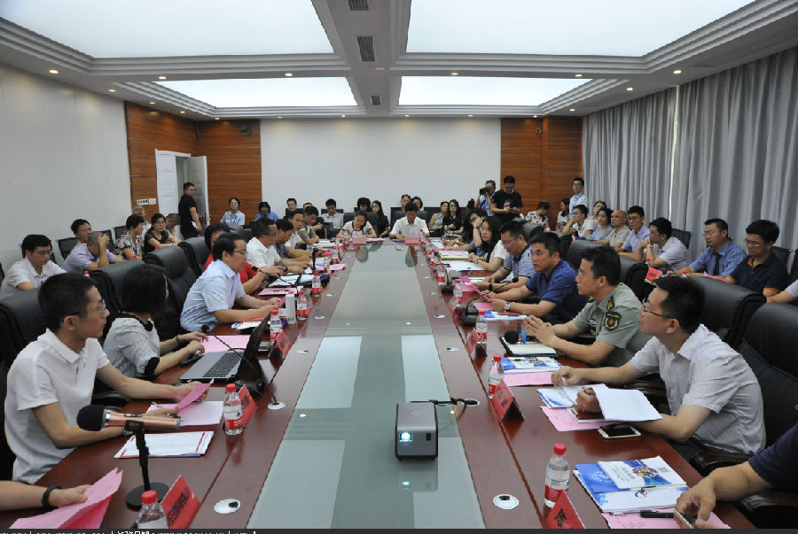 匯聚省市區(qū)強(qiáng)大合力，釋放“知?jiǎng)?chuàng)福建”創(chuàng)新動(dòng)能——顏志煌局長(zhǎng)在“知?jiǎng)?chuàng)福建”平臺(tái)會(huì)見(jiàn)鼓樓區(qū)委書(shū)記薛侃一行