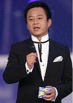 最真實的央視主持人工資大曝光 曬央視眾名嘴豪宅