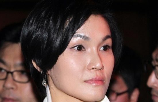 李敘顯(Lee Seo-Hun)，38歲，第一毛織(Cheil Industries)，執(zhí)行副總裁，韓國(guó)