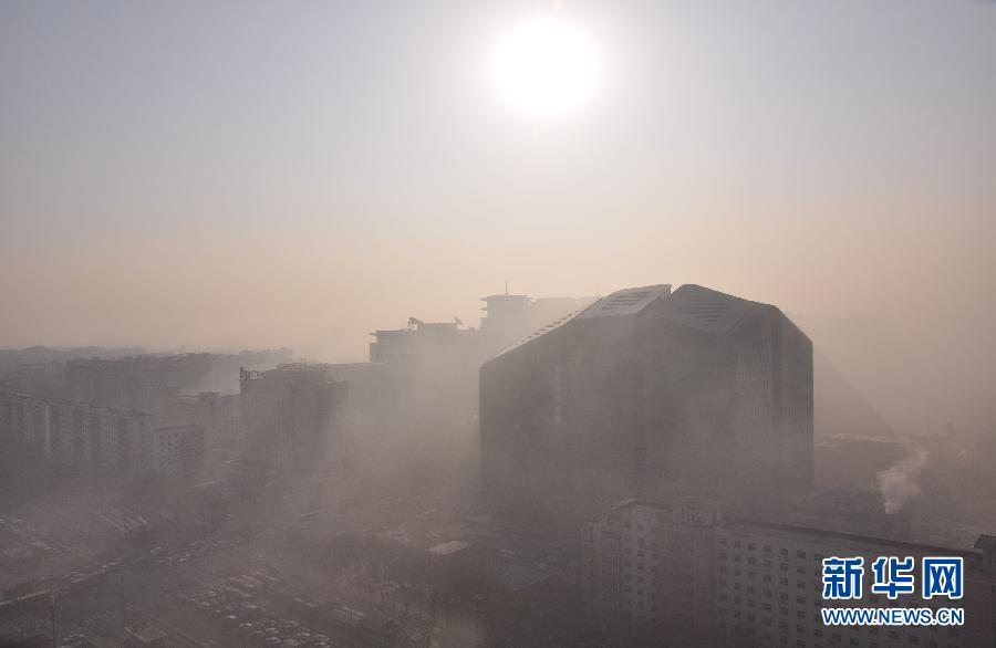 #（晚報）（4）我國多地大霧持續(xù) 中央氣象臺繼續(xù)發(fā)布大霧藍色預警