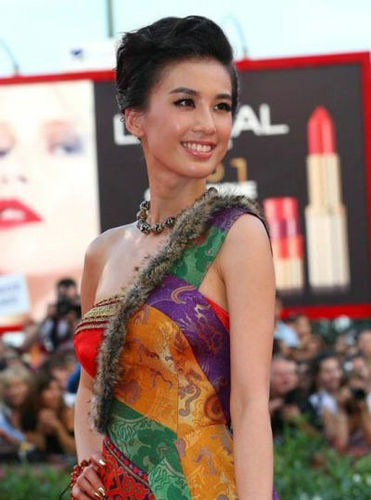 北影?；ㄋ秸占\：每人都有自己獨(dú)特的美（圖）