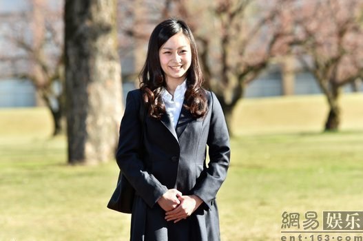 日本佳子公主大學入學典禮 穿著裝優(yōu)雅端莊