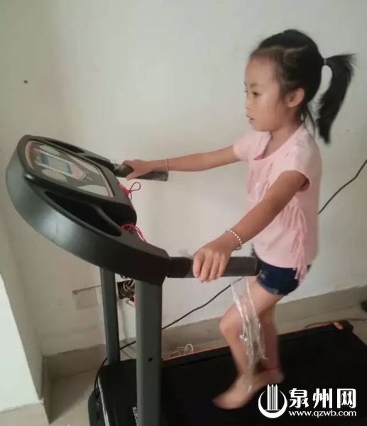 遭遇車禍身亡的小女孩(死者工友供圖)