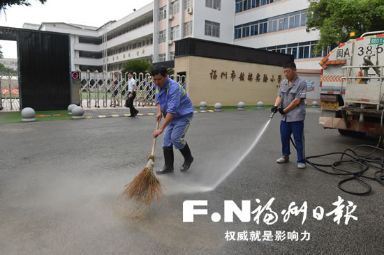 臺風“鲇魚”遠去　福州市絕大部分學?；謴蜕险n